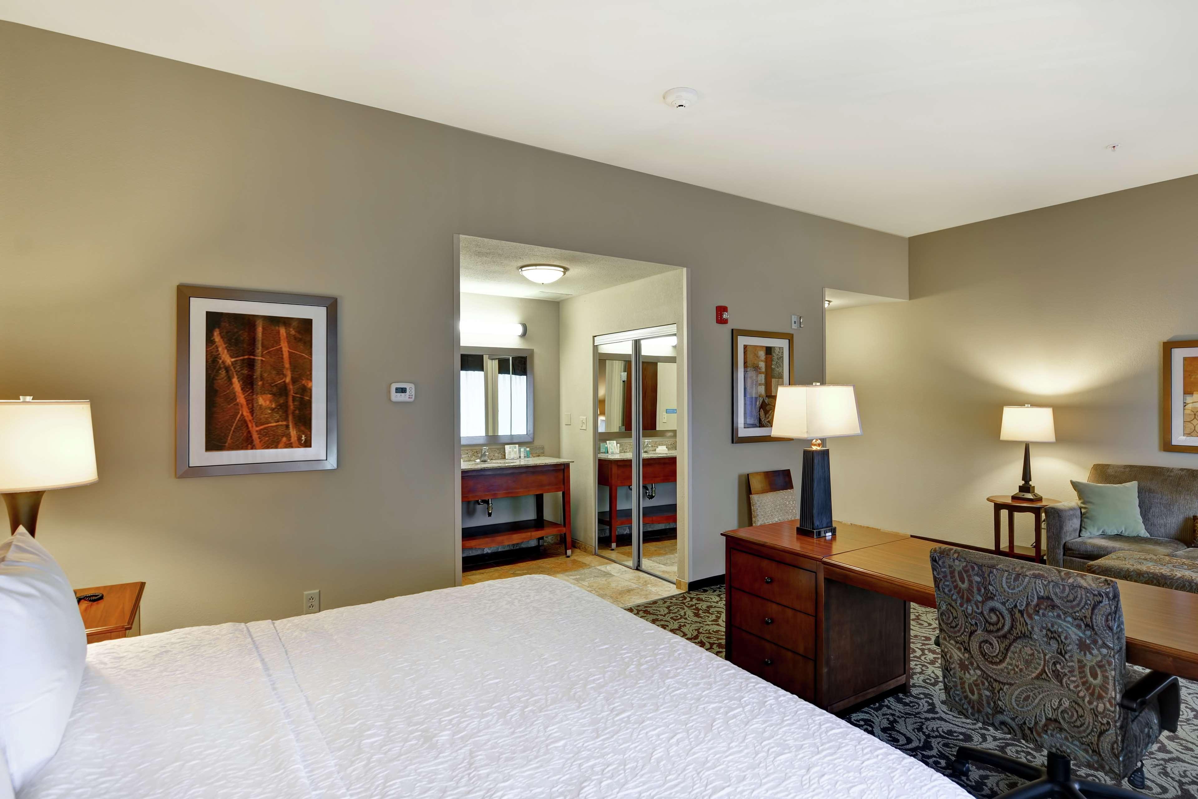 Hampton Inn And Suites New Hartford/Utica Εξωτερικό φωτογραφία