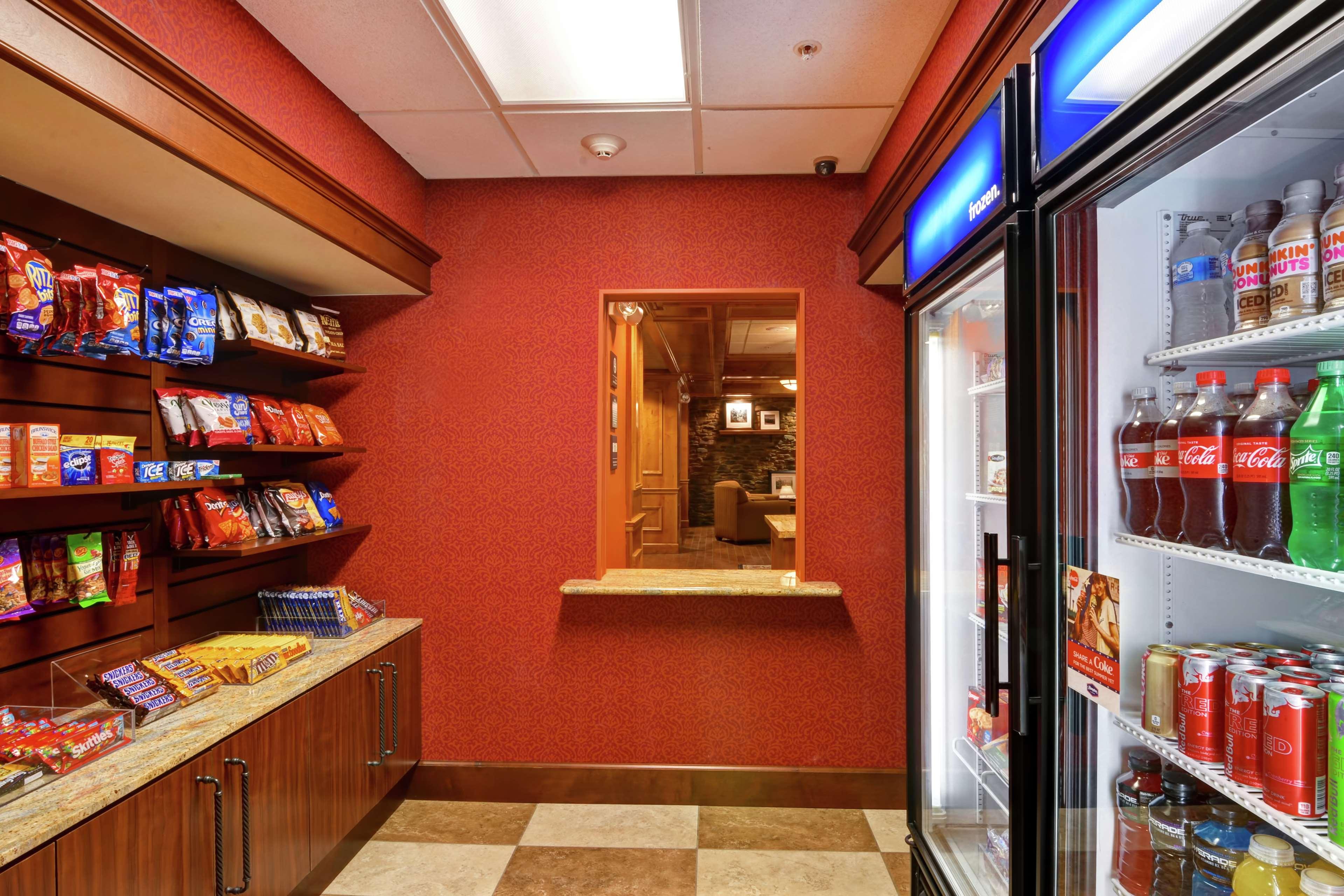 Hampton Inn And Suites New Hartford/Utica Εξωτερικό φωτογραφία