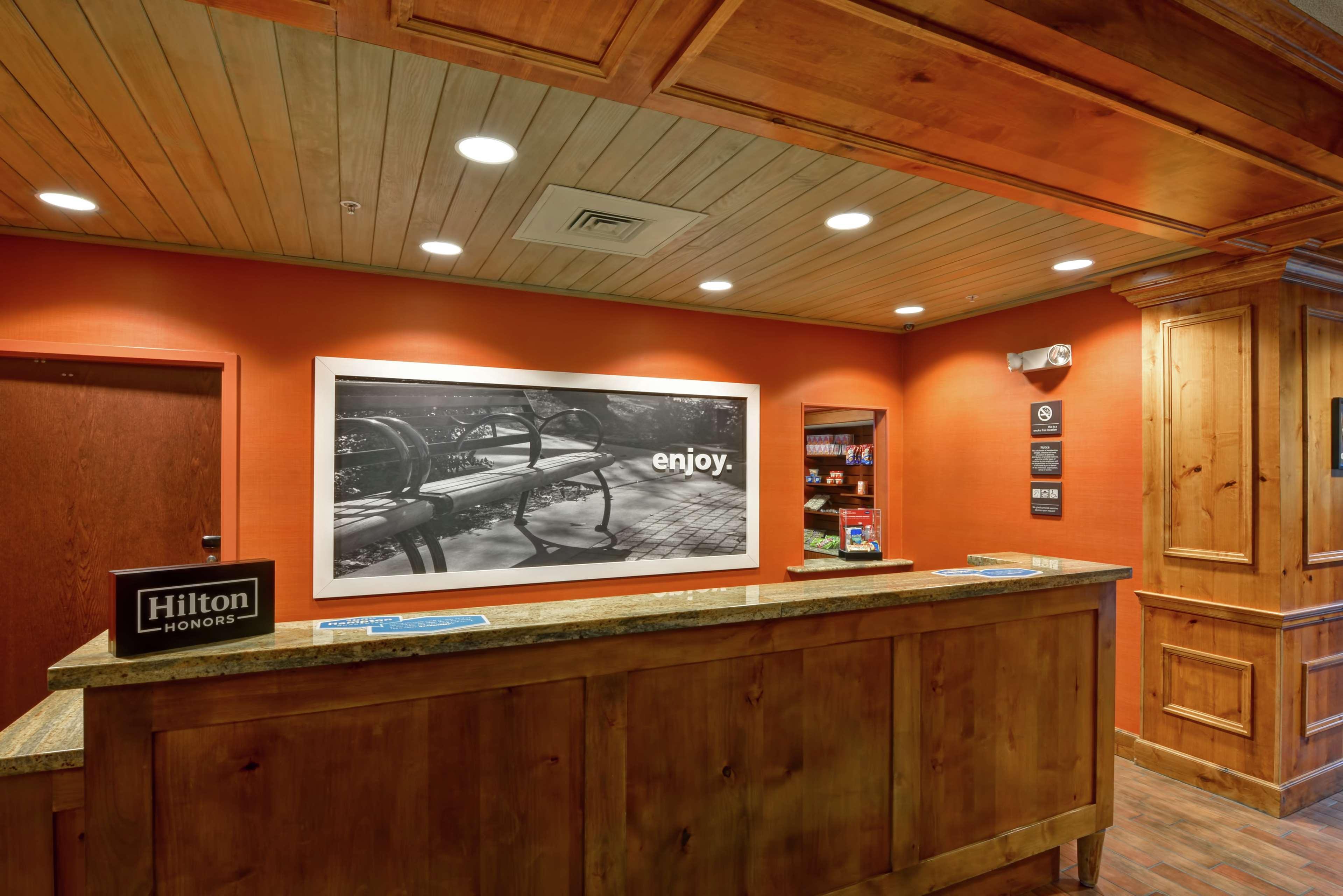 Hampton Inn And Suites New Hartford/Utica Εξωτερικό φωτογραφία