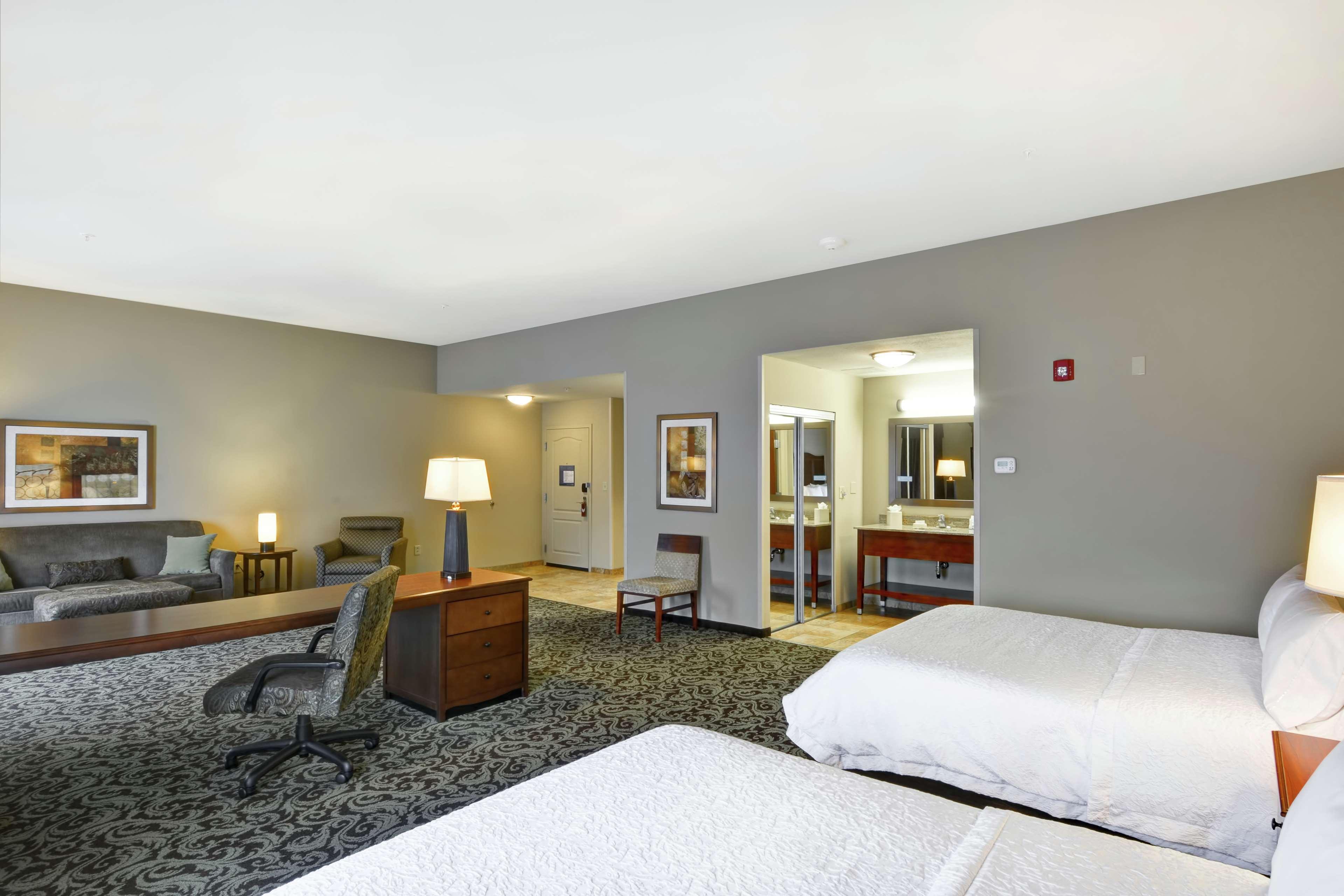 Hampton Inn And Suites New Hartford/Utica Εξωτερικό φωτογραφία