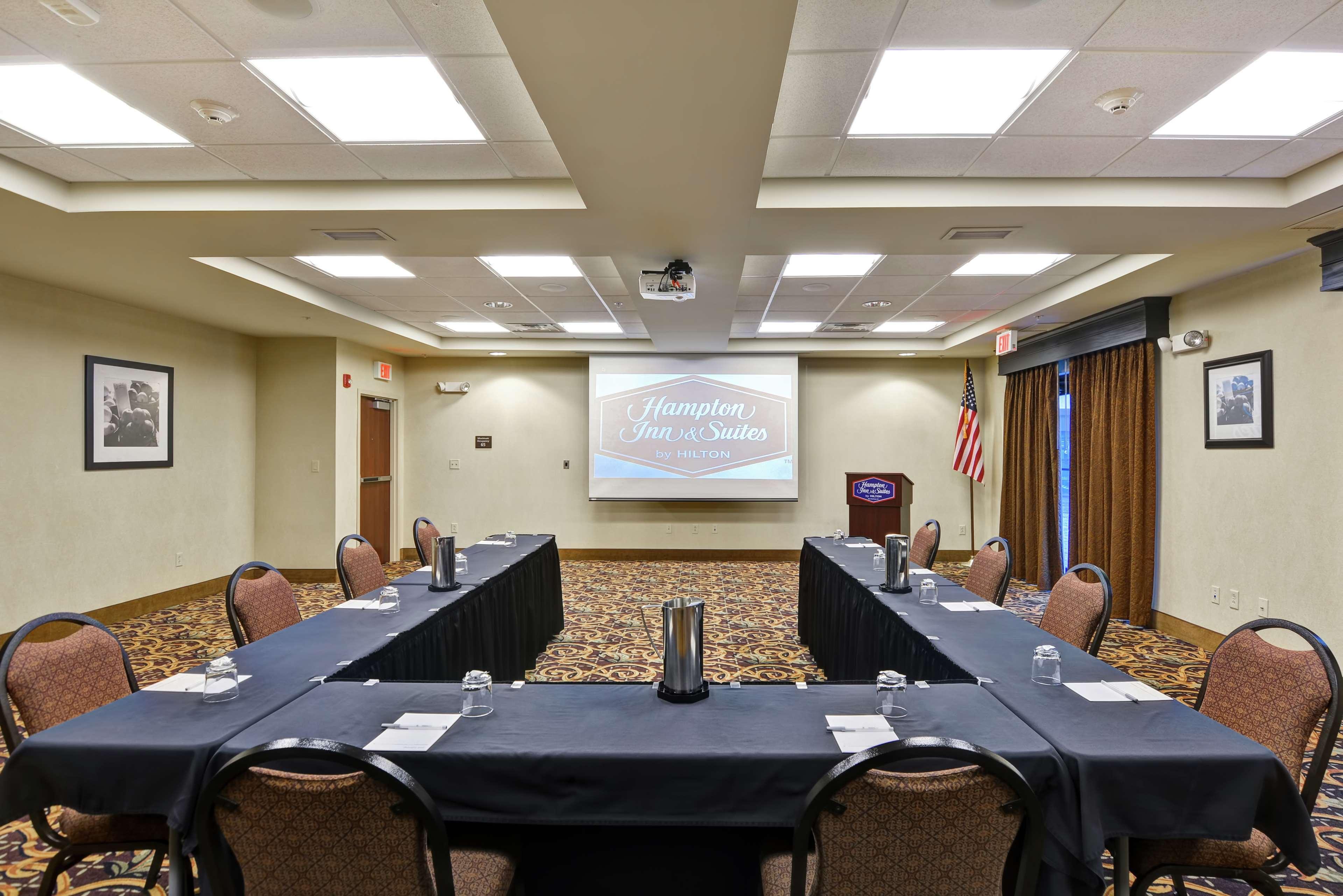 Hampton Inn And Suites New Hartford/Utica Εξωτερικό φωτογραφία